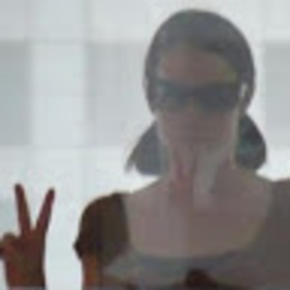 Meet your Posher, Michelle - Picture 1 of 1